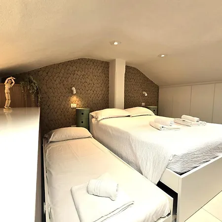 Yr - Argonne Apartament *