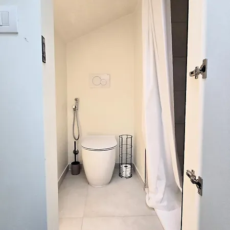 Apartament Yr Argonne - 3 Min Walk To Duomo Bus *